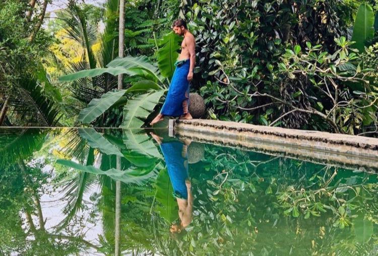 ウナワトゥナ Sri Yoga Shala Bed & Breakfast エクステリア 写真